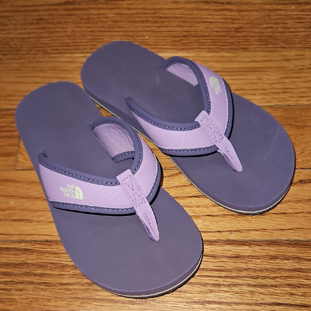 Like New The North Face Base Camp Purple Sandals Casual Flip Flops